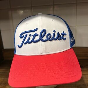 NWOT Titleist FJ Pro V1 Golf Hat mesh SnapBack